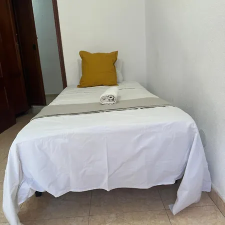 Piso Familiar Apartment Madrid Exterior photo